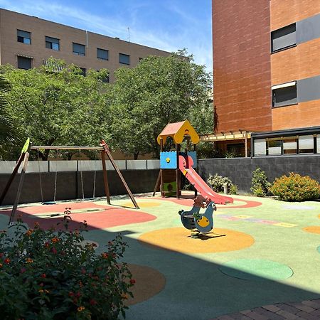 Apartamento Forum - Ciencias Гранада Экстерьер фото