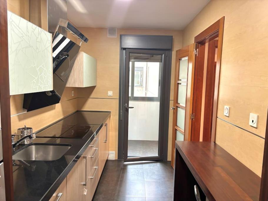 Apartamento Forum - Ciencias Гранада Экстерьер фото