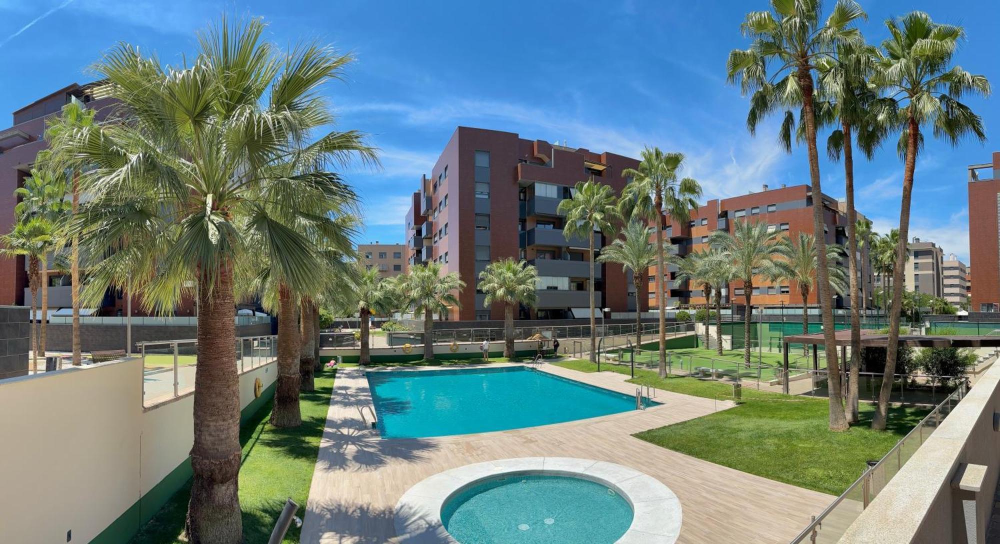 Apartamento Forum - Ciencias Гранада Экстерьер фото